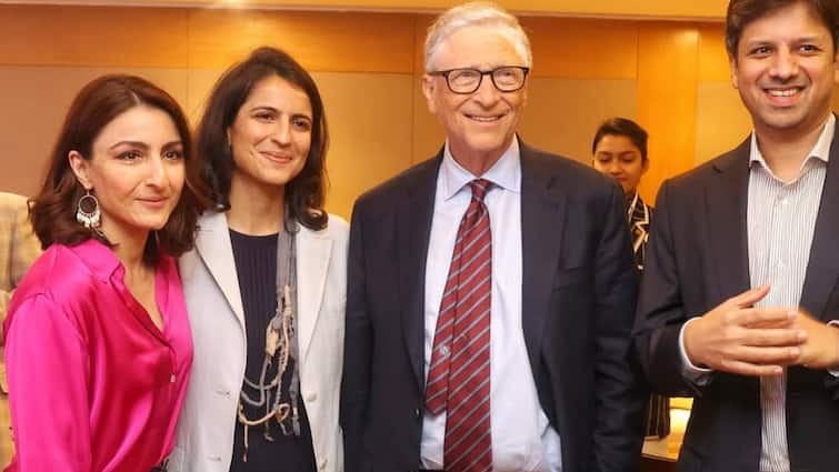 Soha Ali Khan Gets Her Copy Of Bill Gates' Book Signed During Inspiring Meet
