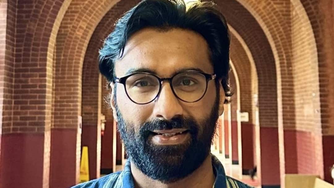 Indian researcher Badar Khan arrested in US accused of spreading Hamas propaganda अमेरिका में भारतीय शोधकर्ता बदर खान को किया गया गिरफ्तार, हमास का प्रोपेगेंडा फैलाने का आरोप