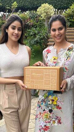 జాన్వీ కపూర్‌కి ఉపాసన గిఫ్ట్..ఆ బాక్సులో ఏముందో తెలుసా!