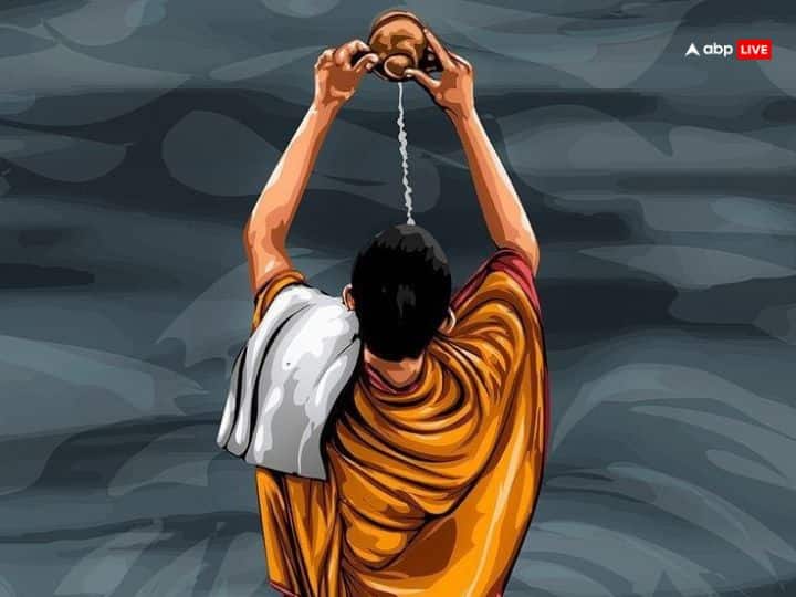 On this day, the ancestors attain salvation by worshiping and offering the ancestors with the law. On this day, people bathe in holy rivers and also do the work of charity.