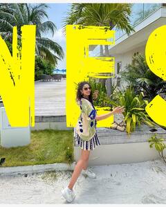 समंदर किनारे शॉर्ट ड्रेस पहन इतराईं रकुल प्रीत सिंह, फैंस बोले- 'क्यूटनेस ओवरलोडेड'