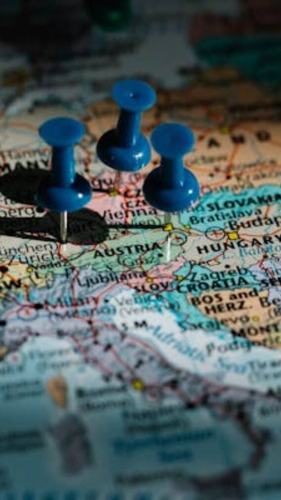 दुनिया में बदल चुके किन-किन देशों के नाम?