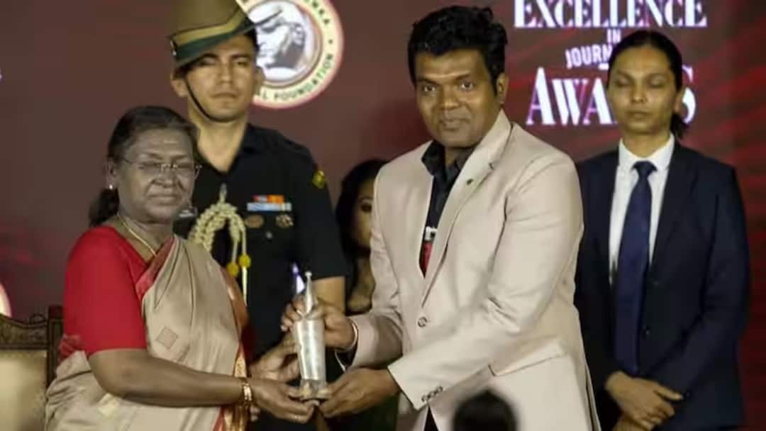 ABP Majha Journalist Mandar Wins Ramnath Goenka Award  ABP नेटवर्क के जर्नलिस्ट मंदार गोंजारी 'रामनाथ गोयनका' अवॉर्ड से सम्मानित