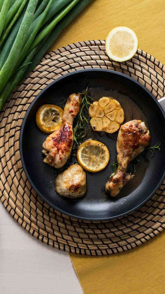 कई महीने तक खाया सिर्फ नॉनवेज तो पेशाब से आने लगा खून, डरा देगी खबर