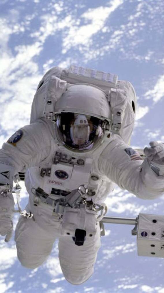 क्या अंतरिक्ष में पैदा हो सकता है बच्चा?