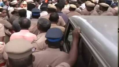 Marxist Communist State Secretary Shanmugam arrested மார்க்சிஸ்ட் கம்யூனிஸ்ட் மாநில செயலாளர் சண்முகம் கைது! குண்டுகட்டாக தூக்கிய போலீஸ்!