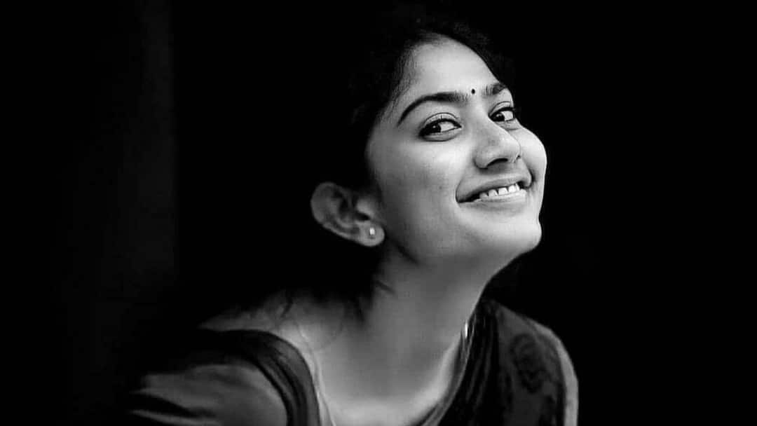 Not Sai Pallavi but this star heroine to lead Nithiin and venu Yeldandi Yellamma Yellamma : 'ఎల్లమ్మ'కు సాయి పల్లవి హ్యాండ్ ఇచ్చిందా ? - నితిన్ సినిమాలో ఛాన్స్ కొట్టేసిన మరో క్రేజీ హీరోయిన్ ఎవరంటే ?