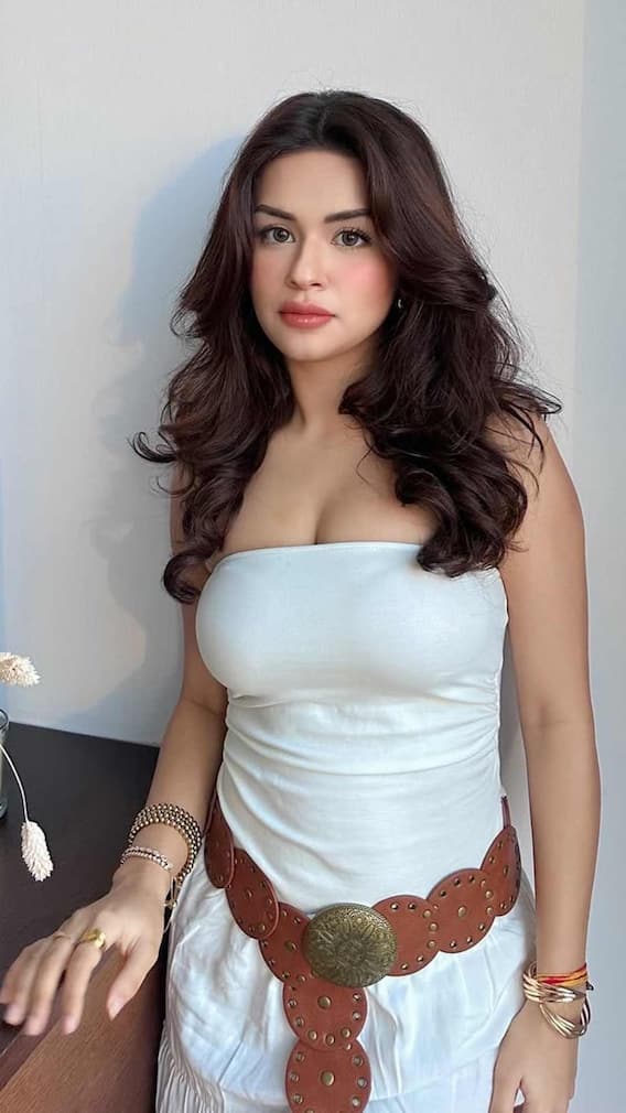 अवनीत कौर संग होली पर लड़के ने कर दी इतनी गंदी हरकत