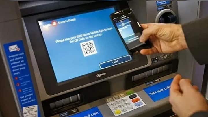 अगर आपको नए सिक्के चाहिए तो आप आरबीआई की ओर से लगाई गई क्यूआर कोड आधारित कॉइन वेंडिंग मशीनें से भी सिक्कों को निकाल सकते हैं. हालांकि यह भी आपको हर जगह उपलब्ध नहीं होगी. पहले आपको इनके बारे में पता करना होगा.