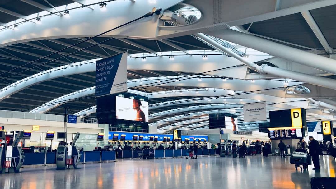 Heathrow Airport Closure Partially Resumes Operation Investigation Launched Downing Street Heathrow Airport Partially Resumes Operation, Downing Street Says There Are 'Questions To Answer'