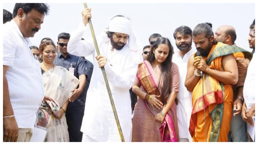 nandyala mp byreddy shabari interesting comments on ap deputy cm pawan kalyan fans Pawan Kalyan Latest News: పవన్ పేరు చెబితే ర్యాగింగ్ చేశారు- నంద్యాల ఎంపీ శబరి ఆసక్తికర వ్యాఖ్యలు