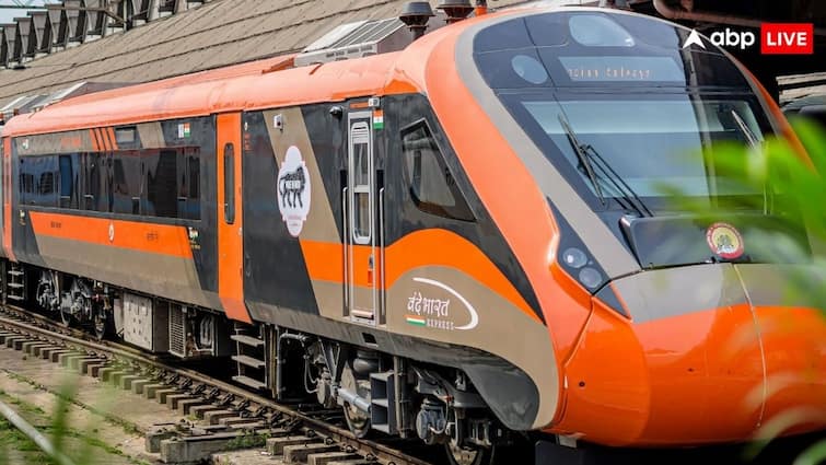 railway rules if three seats are confirmed out of four how forth one can travel know the rule चार टिकट में से तीन कंफर्म हुई और एक नहीं तो वो कैसे कर सकता है सफर? ये है नियम