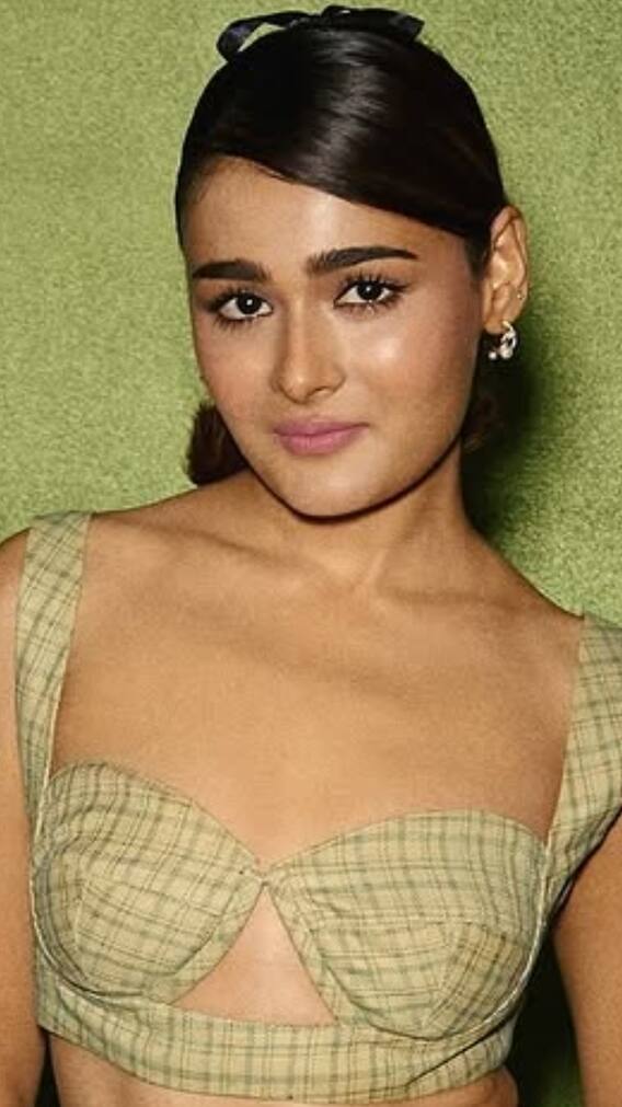 'मैं कपड़े बदल रही थी और डायरेक्टर बिना परमिशन के वहां आ गया'