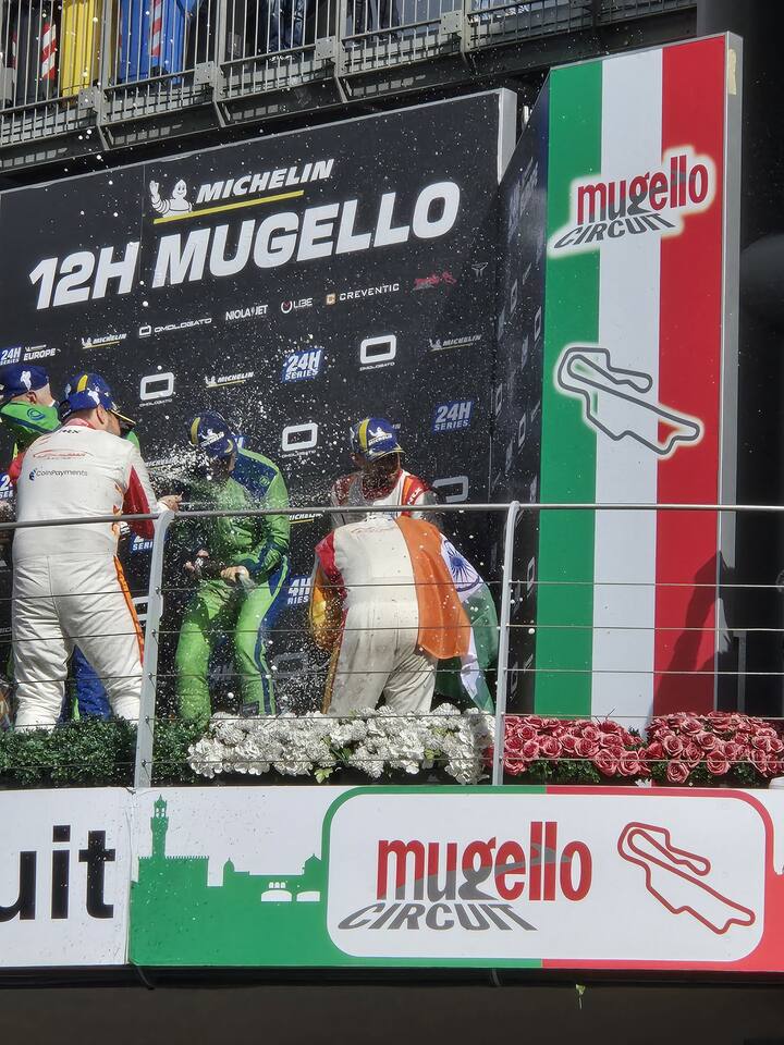 மேலும் அஜித் இந்த வெற்றியை கொண்டாடியபோது எடுத்து கொண்ட போட்டோஸ் தற்போது சோசியல் மீடியாவில் வைரலாகி வருகிறது. அதே போல் ரசிகர்கள் மற்றும் பிரபலங்கள் அஜித்துக்கு வாழ்த்துக்களை தெரிவித்து வருகிறார்கள்.