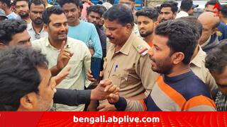 Birbhum News:'রাস্তায় নো-এন্ট্রি বসিয়ে টাকা তুলছে পুলিশ..' !  অবরোধ করে বিক্ষোভ শান্তিনিকেতনে