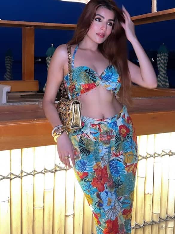 Ishan Kishan Girlfriend Aditi Hundia Pictures: असं रुपडं देखणं... काय सुंदर दिसते राव, ईशान किशनची गर्लफ्रेंड; क्रिकेटच्या फ्यूचर वाईफचे हॉट अन् ब्युटीफुल PHOTOs