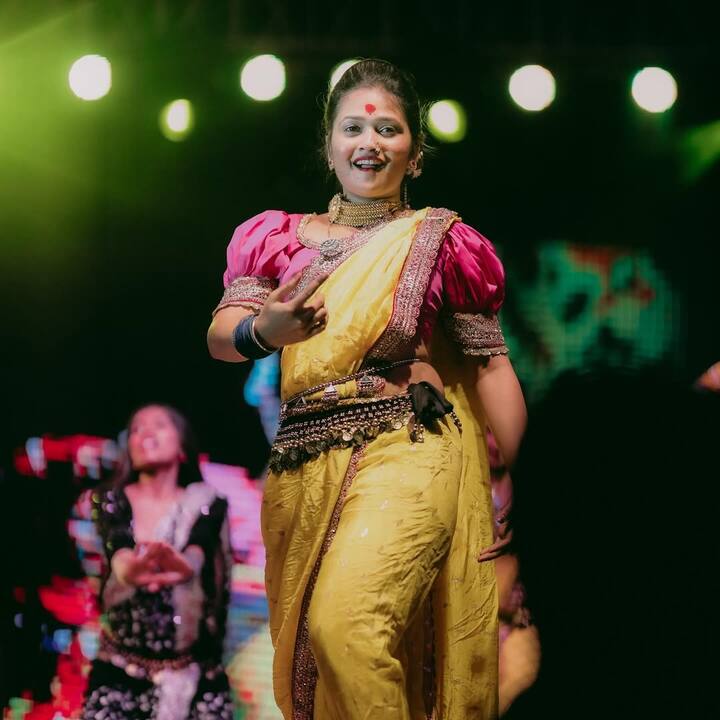 गौतमी पाटील म्हणाली, आज आयपीएल मधीलमुंबई इंडियन्स विरुद्धच्या सामन्यात मुंबईच जिंकणार आहे.