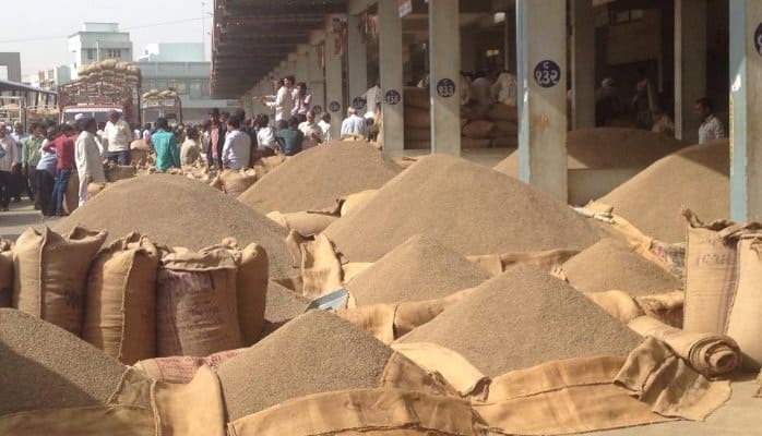 Unjha APMC News asias largest Unjha market yard Gunj Bazar will be closed for 8 days next week ઊંઝા APMC: એશિયાનું સૌથી મોટું ગંજ બજાર એક સપ્તાહ બંધ રહેશે