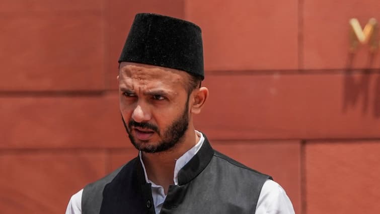 Sambhal violence Samajwadi Party MP Ziaur Rahman Barq questioned after notice issued ann संभल हिंसा: सपा सांसद जियाउर्रहमान बर्की की बढ़ेगी मुश्किलें, होगी पूछताछ, जल्द जारी किया जाएगा नोटिस