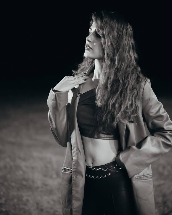 The court has scheduled a hearing on April 8 to decide whether to accept the CBI's closure report. If the report is upheld, all pending cases in connection with the matter will be officially closed. (Image: Instagram/@rhea_chakraborty)