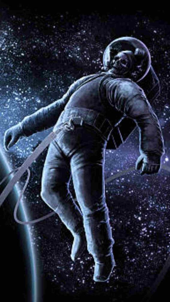 स्पेस में Astronaut की मृत्यु के बाद डेड बॉडी का क्या होता है! 99% लोगों को नहीं है पता