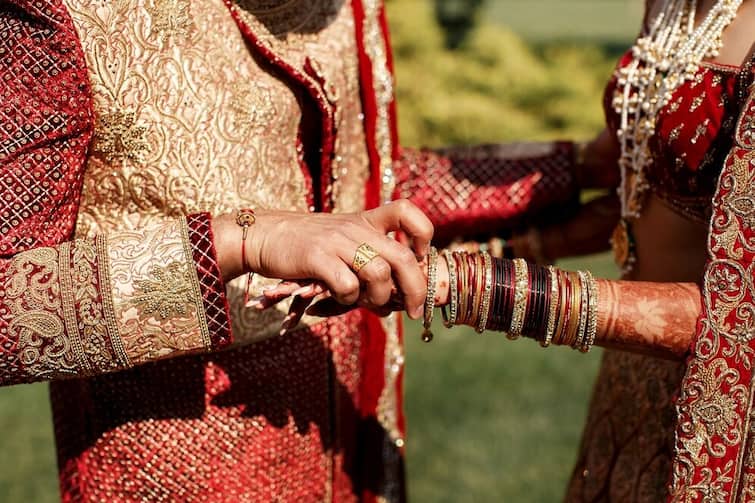 The sound of the Sharanai will echo again from April 14, know the auspicious times for marriage till July 6 Marriage Shubh Muhurat : 14 એપ્રિલથી ફરી ગૂંજશે શરણાઇના સૂર, જાણો 6 જુલાઇ સુધીના લગ્નના શુભ મુહૂર્ત