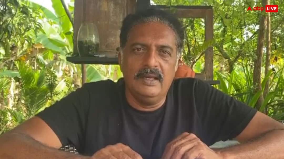 Prakash raj birthday special popular villain net worth fees charge Prakash Raj Net Worth: करोड़ों में खेलता है ये खतरनाक विलेन, एक फिल्म की फीस सुन हो जाएंगे दंग, पहचाना?
