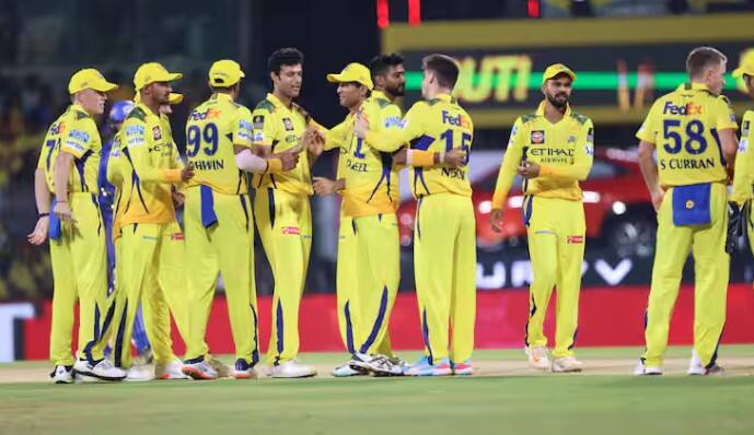 IPL 2025 how dhoni led chennai super kings csk getting ugly interms of performs how it lost their glory what did wrong CSK Dhoni: தோனி மட்டும் போதுமா? தலையில் தட்டிய புதிய தலைமுறை - கூப்புக்கு சென்ற சிஎஸ்கே - பணத்தாசை..!