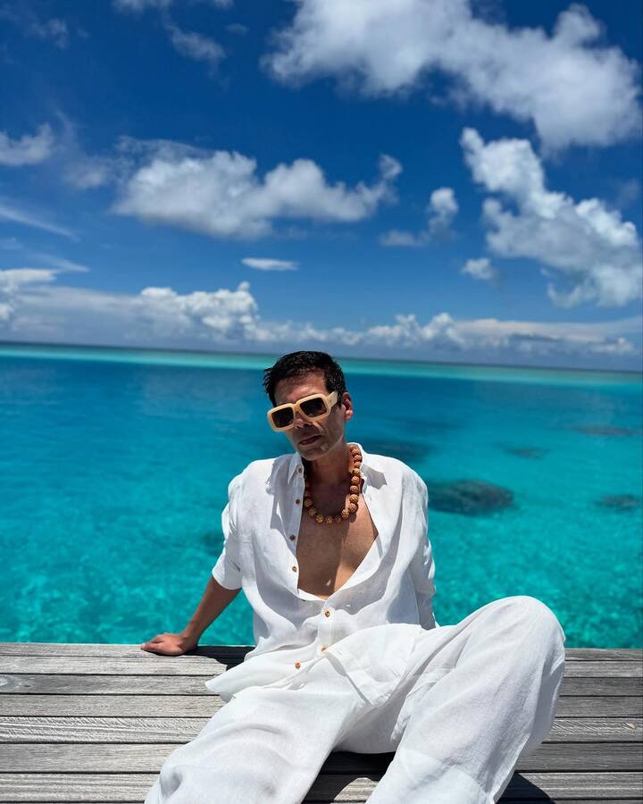 Some people are also praising Karan's effort. One wrote- Karan You are killing it. Karan is very popular on social media with these photos.