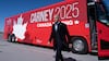 Canada Election 2025: கனடா தேர்தல்.. லிபரல் கட்சிக்கு பெரும்பான்மை ஜஸ்ட் மிஸ்.. நிலவரம் என்ன.?
