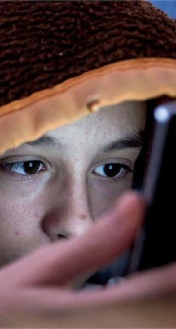 नॉन स्टॉप कितनी देर इस्तेमाल करना चाहिए फोन