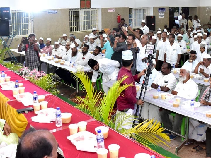 இஸ்லாமியர்களுக்கு எந்த இடத்திலும் எந்த ஒரு பிரச்னையாக இருந்தாலும் செய்து கொடுப்போம் - எம்.ஆர்.விஜயபாஸ்கர்