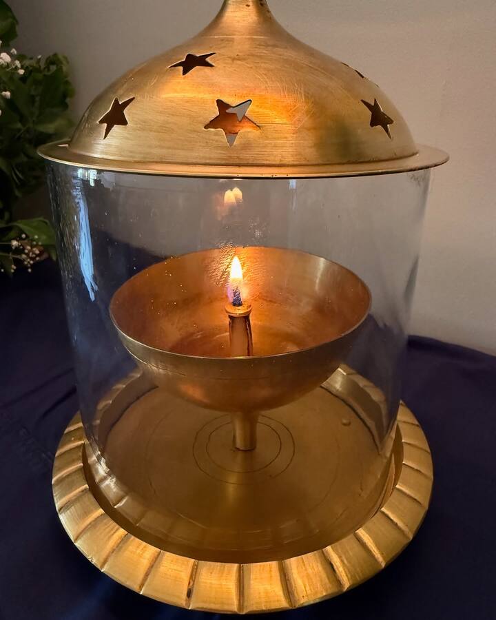 “Because there’s a huge part of me that will never quite be okay with not being able to have another conversation with you, not hear your voice, your laugh.. Not feel your hugs. Love you Ma. Always and forever,” Anshula added.