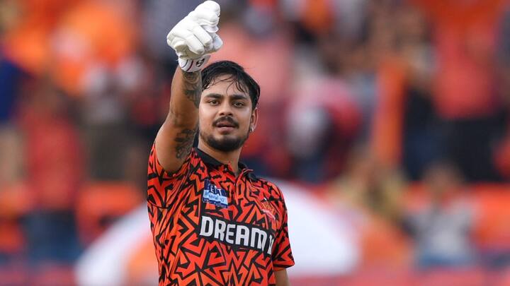 Most Runs IPL 2025: आईपीएल 2025 में अब तक चार मुकाबले खेले जा चुके हैं. इस दौरान ईशान किशन रनों के मामले में सबसे आगे चल रहे हैं. वहीं मिचेल मार्श और निकोलस पूरन भी ऑरेंज कैप की रेस में शामिल हैं.