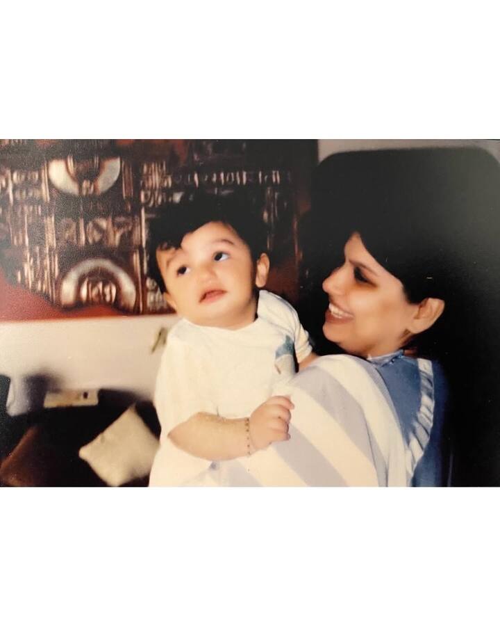 Anshula also paid a heartfelt tribute to her mother by sharing a series of her photos.
