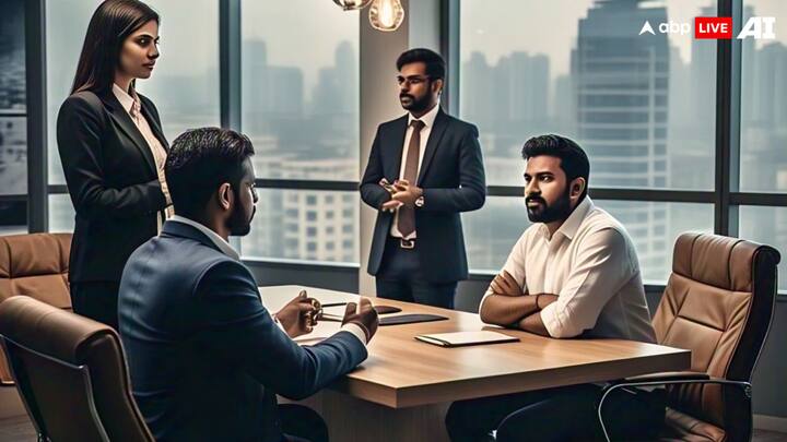 फ्लैट अगर पुराना है तो उसकी गुणवत्ता की जांच भी करवा लें. सुनिश्चित करें कि फ्लैट में किसी तरह की मरम्मत की तो जरूरत नहीं है. अगर है तो इसे तुरंत ठीक करवा लें या फिर डीलर को दुरुस्त करने के लिए कहें.