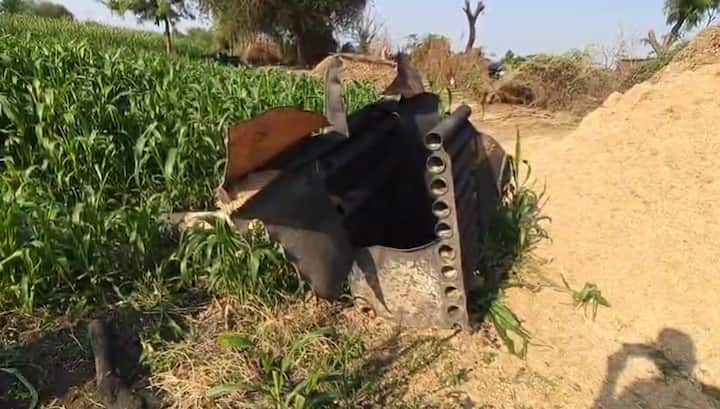 सध्या सर्व जखमींवर उपचार सुरू असून, त्यांची प्रकृती स्थिर असल्याची माहिती डॉक्टरांनी दिली आहे. हळद शिजवताना वापरल्या जाणाऱ्या मोठ्या आकाराच्या कुकरमध्ये जास्त दाब तयार झाल्याने हा स्फोट झाल्याचा प्राथमिक अंदाज व्यक्त केला जात आहे.