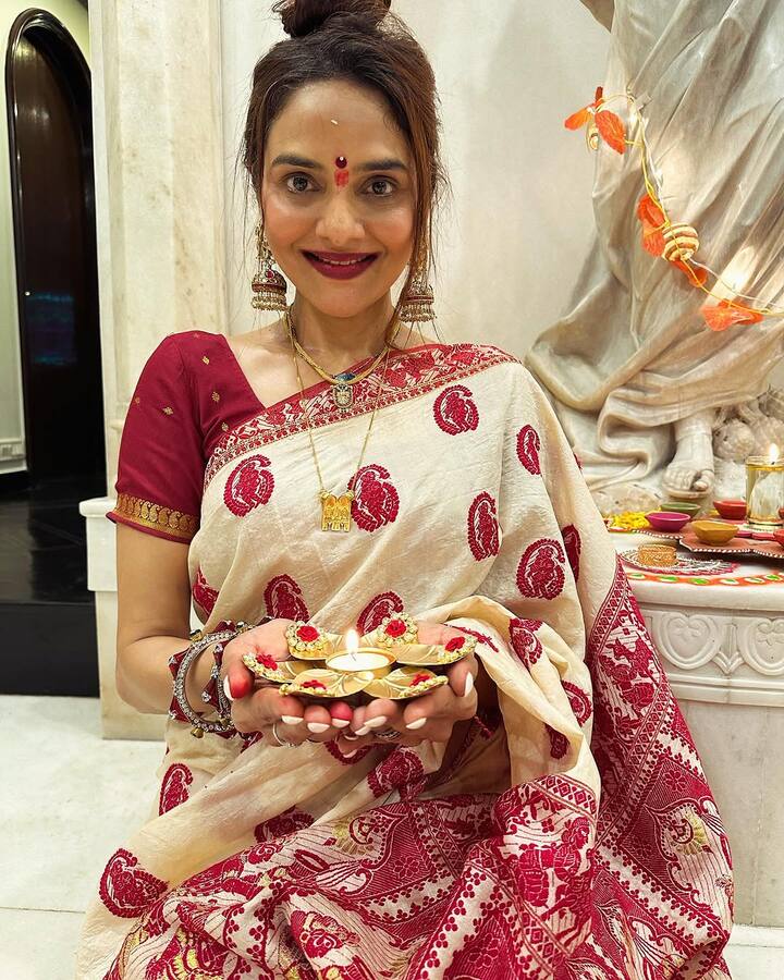लेकिन फिर अचानक एक्ट्रेस ने करियर के टॉप पर इंडस्ट्री छोड़ने का फैसला ले लिया. इसके बारे में एक इंटरव्यू में उन्होंने खुलकर बात की थी. एक्ट्रेस ने कहा था कि, जब वो फिल्मों में काम करती थी तो काफी बैचेन रहती थी.