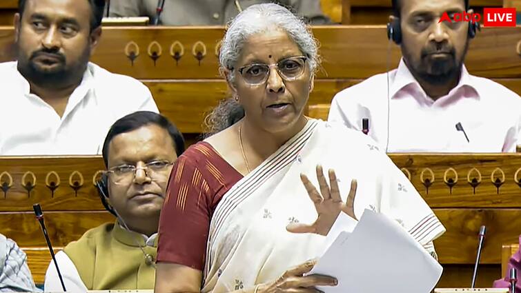 Finance Bill 2025 passed in Lok Sabha with 35 amendments understand point by point what is for whom Finance Bill 2025: 35 संशोधन के साथ लोकसभा में पास हुआ फाइनेंस बिल 2025, प्वाइंट टू प्वाइंट समझिए किसके लिए क्या है?