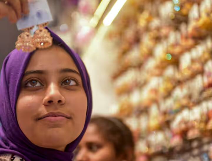 'ਸੌਗਾਤ-ਏ-ਮੋਦੀ' ਕਿੱਟ 'ਤੇ ਬਿਹਾਰ ਭਾਜਪਾ ਦੇ ਘੱਟ ਗਿਣਤੀ ਆਗੂਆਂ ਨੇ ਵੀ ਖੁਸ਼ੀ ਪ੍ਰਗਟ ਕੀਤੀ ਹੈ। ਉਹ ਕਹਿੰਦੇ ਹਨ ਕਿ ਬਿਹਾਰ ਨੂੰ ਵੀ ਇਸ ਦਾ ਫਾਇਦਾ ਹੋਵੇਗਾ।