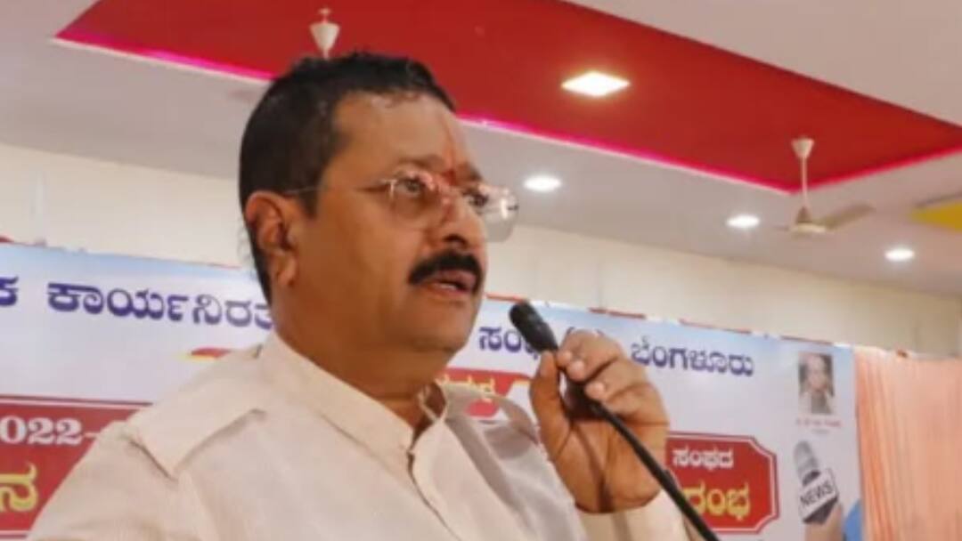 BJP Expels Karnataka MLA Basangouda Patil Yatnal For 6 Years Basangouda Patil Yatnal Expelled Karnataka BJP MLA Faces Action For 6 Years BJP Expels Karnataka MLA Basangouda Patil Yatnal For 6 Years