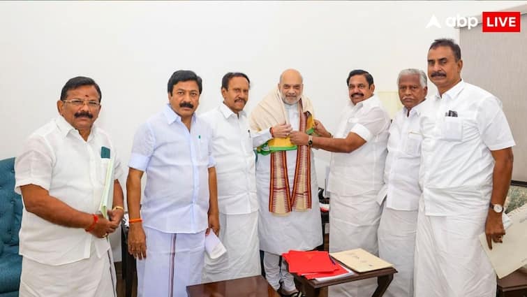 Edappadi K Palaniswami On Alliance with BJP in Tamil Nadu AIADMK leader met amit shah said will see on election time Palaniswami On Alliance: तमिलनाडु में AIADMK के साथ गठबंधन करेगी बीजेपी? अमित शाह से मिलकर पलानीस्वामी ने किया चौंकाने वाला दावा