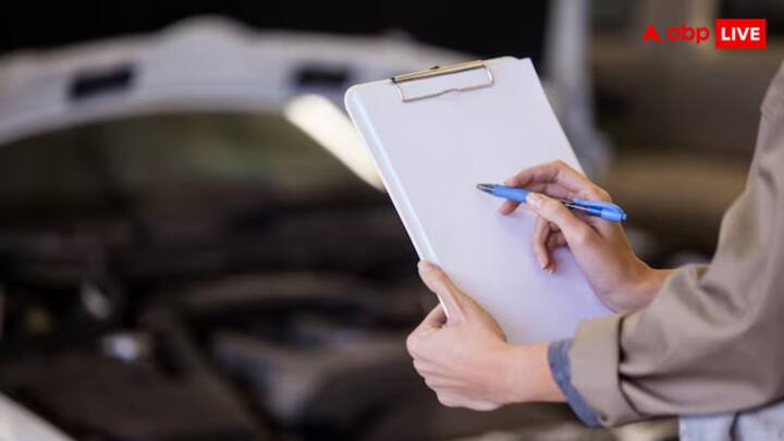 आमतौर पर बीमा mParivahan ऐप पर अपडेट होने में 2 से 30 दिन का वक्त लग सकता है. इस पर बीमा चेक करने का तरीका बेहद आसान है. अगर इससे ज्यादा वक्त लगता है तो आप इसकी शिकायत बीमा कंपनी से या फिर अपने क्षेत्र के परिवहन कार्यालय में कर सकते हैं.