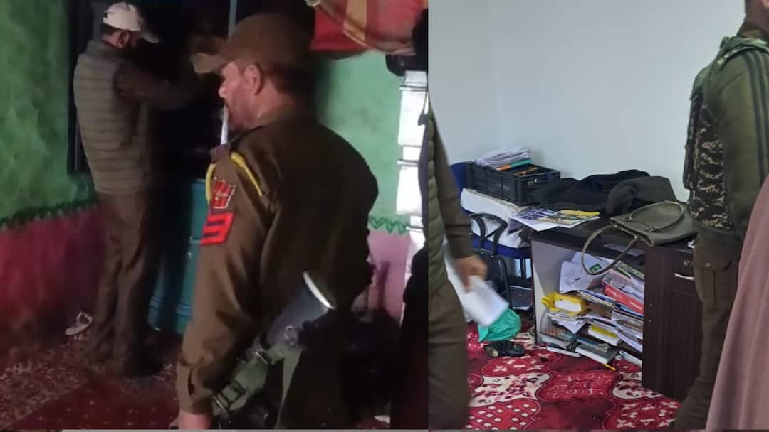 Jammu Kashmir Police raids on hideouts of Jamaat e Islami banned leaders house ann कश्मीर पुलिस ने प्रतिबंधित जमात ए इस्लामी के नेताओं के ठिकानों पर की ताबड़तोड़ छापेमारी, जानें वजह 