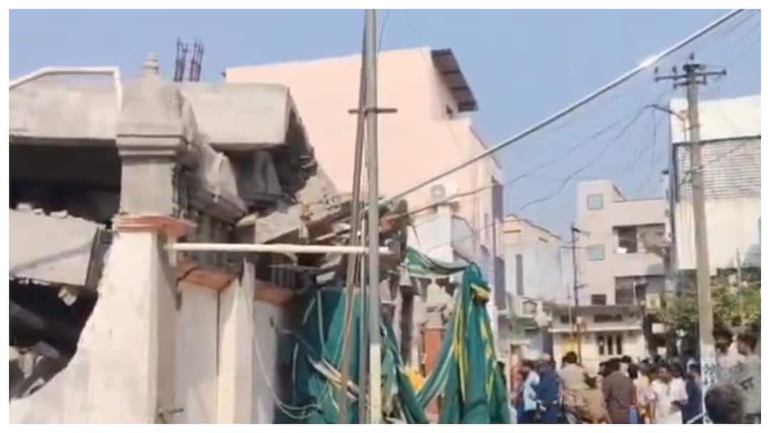 Six people died after under construction building collapsed in Bhadrachalam Bhadrachalam Latest News: భద్రాచలంలో కుప్పకూలిన భవనం- ఆరుగురు మృతి