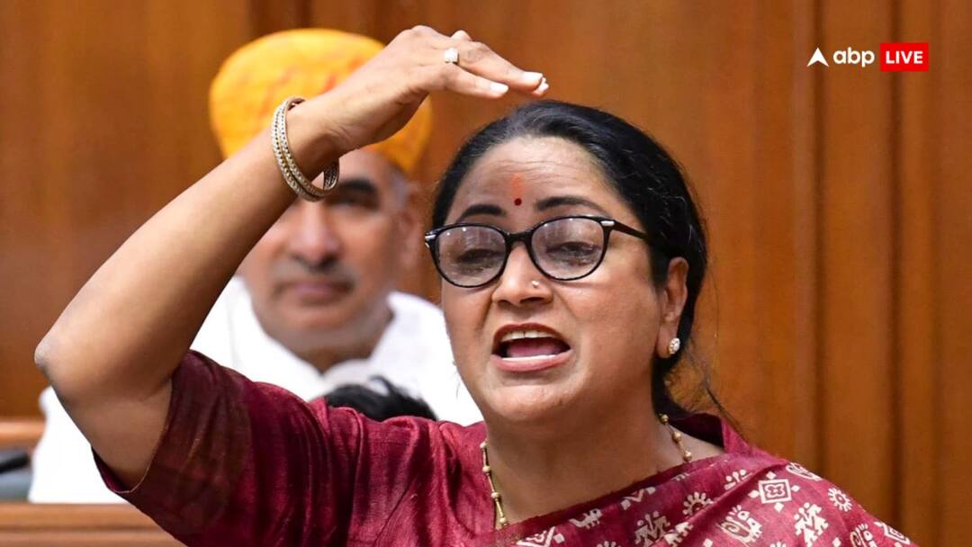 नाले की सफाई में कमी देख CM रेखा गुप्ता ने चलाया हंटर! सैनीटेशन इंस्पेक्टर सस्पेंड Rekha Gupta suspended sanitation inspector lack of desilting of drain नाले की सफाई में कमी देख CM रेखा गुप्ता ने चलाया हंटर! सैनीटेशन इंस्पेक्टर सस्पेंड