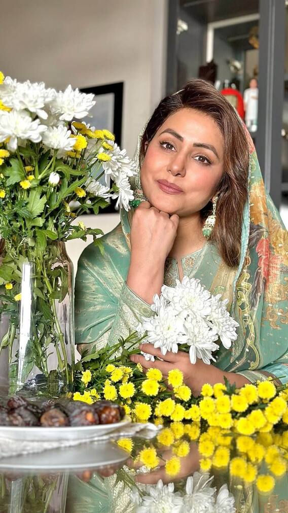 उमराह में अल्लाह से हिना खान ने मांगी ये दुआ