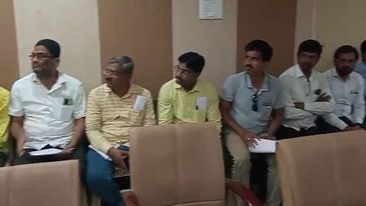 14 लाखांचे 86 मोबाईल्स स्वस्त दरात सोने देतो म्हणुन फसवणूक केली होती.