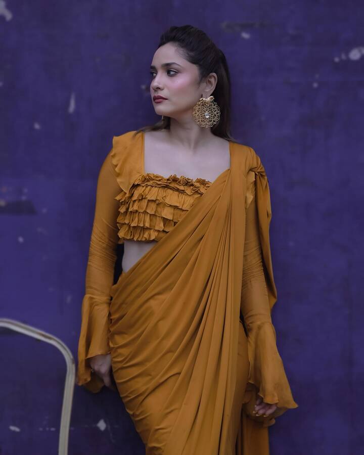 अंकिता लोखंडेचा जन्म 19 डिसेंबर 1984 रोजी मध्य प्रदेशातील इंदूर येथे झाला.