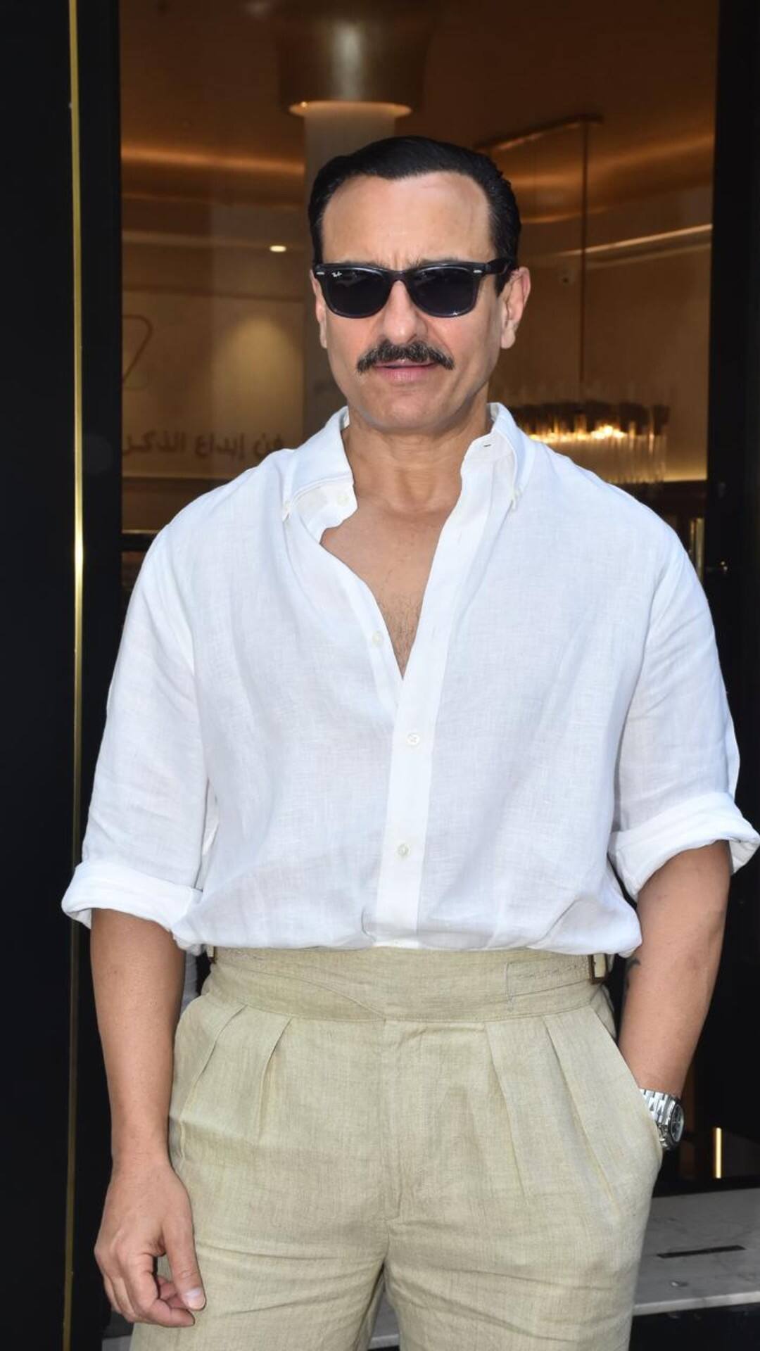 Saif Ali Khan Papped In Mumbai Oozing Nawabi Swag Saif Ali Khan Papped In Mumbai Oozing Nawabi Swag